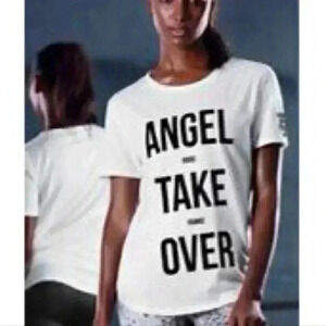 Limited Edition Victoria's Secret 2016 fashion show T-Shirt, Large